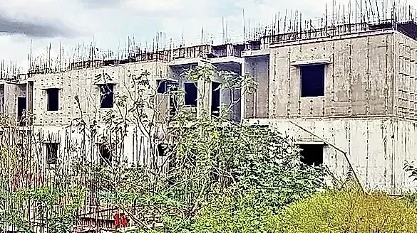 టిడ్కో ఇళ్ల గందరగోళం: శ్రీసత్యసాయి జిల్లాలో 10 వేల మందికి రూ.3.4 కోట్లు బకాయి