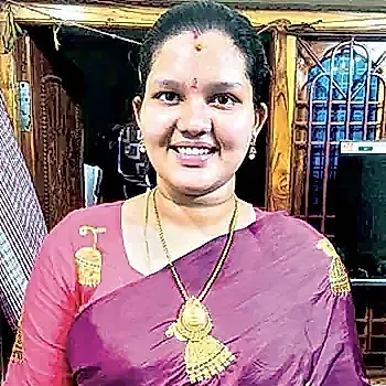 సెల్ఫీ వీడియో సంచలనం‘...ఐదో తేదీకల్లా రాకపోతే పోలీసుల్ని కలువు’