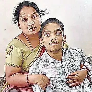 దివ్యాంగుడైన కుమారుడికి పింఛను పెంచాలని తల్లి విజ్ఞప్తి