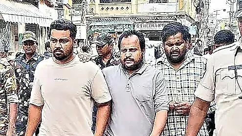 తెదేపా కార్యకర్తపై హత్యాయత్నం కేసులో నలుగురు అరెస్ట్