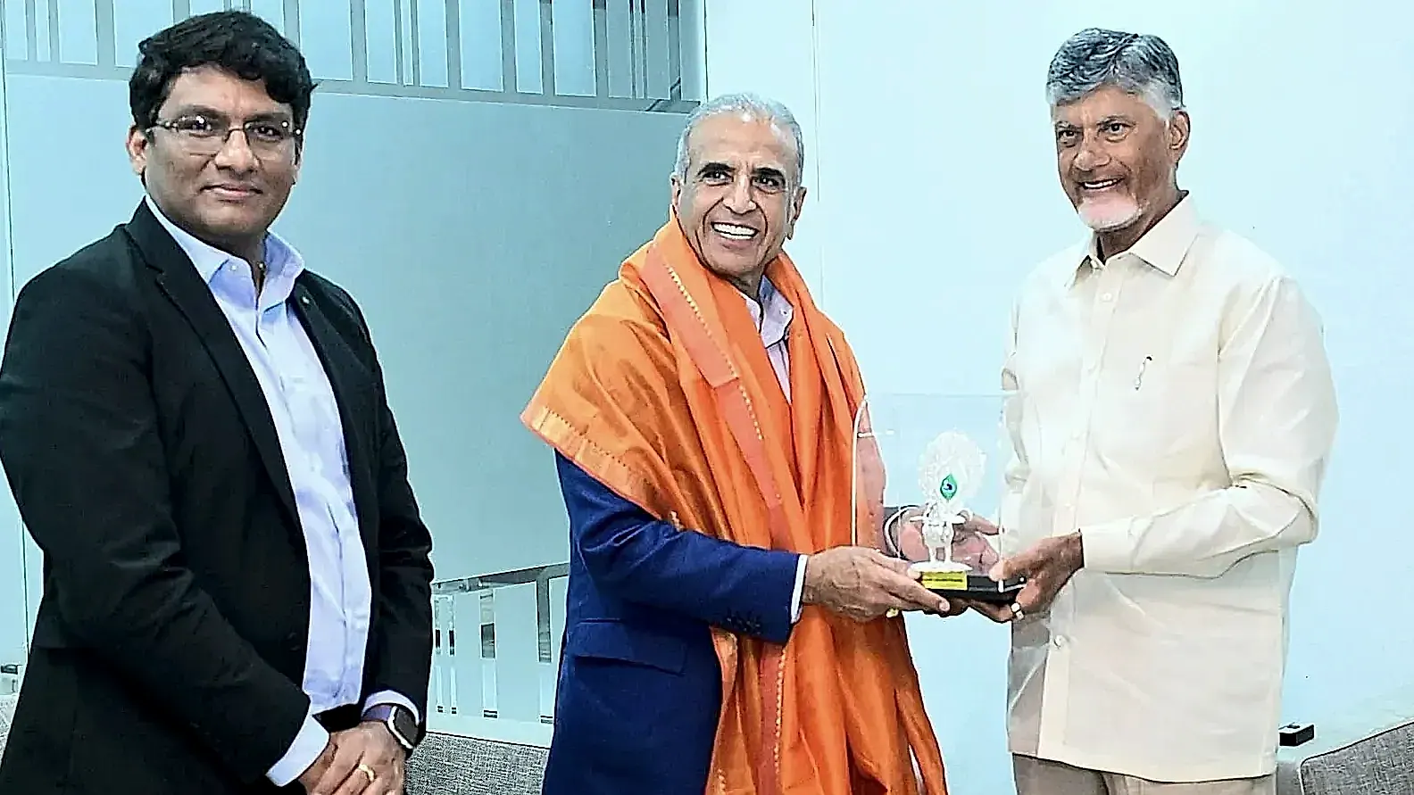 ఎయిర్టెల్ ఇండియా ఛైర్మెన్ తో చంద్రబాబు భేటీ