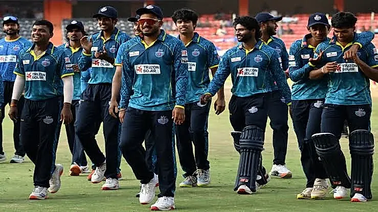ప్లేఆఫ్స్పై హైదరాబాద్ ఈ ఛాంపియన్స్ దృష్టి