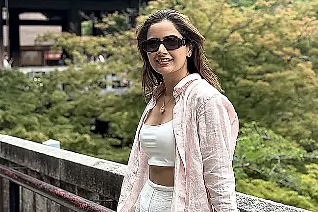 జపాన్ ట్రిప్‌లో ఎంజాయ్ చేస్తున్న ఆషిక రంగనాథ్