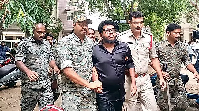 హైకోర్టును ఆశ్రయించిన యూట్యూబర్ రావణ్
