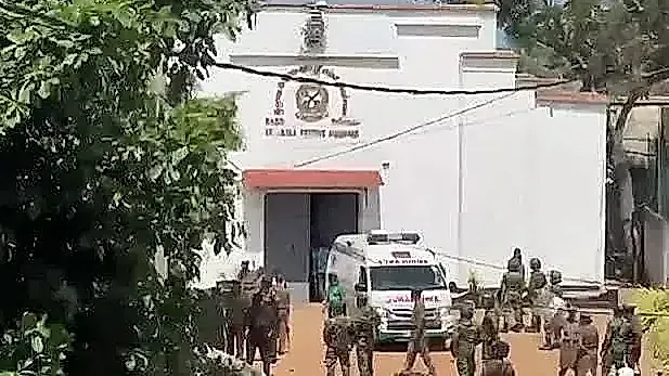 శ్రీలంక జైలులో ఘర్షణలు.. 25 మంది మృతి
