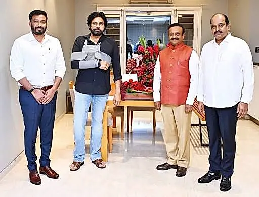 వర్షాకాల సమావేశాల్లో ‘నేషన్‌ ఫస్ట్‌’ భావన ప్రతిఫలించాలి: జనసేన అధినేత పవన్‌ కల్యాణ్‌
