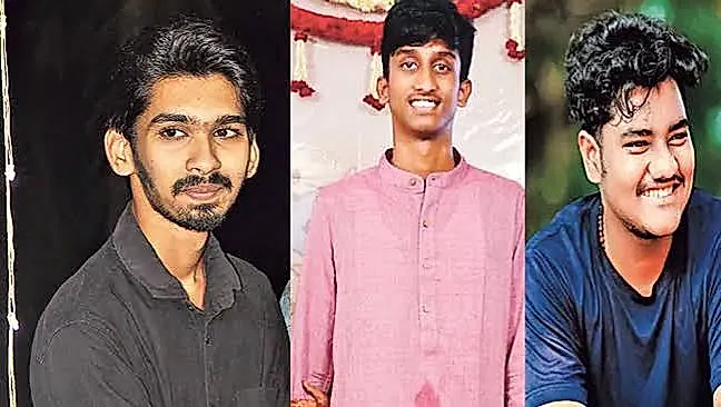 సముద్రంలో స్నానానికి దిగి ఇద్దరి మృతి.. మరొకరు గల్లంతు