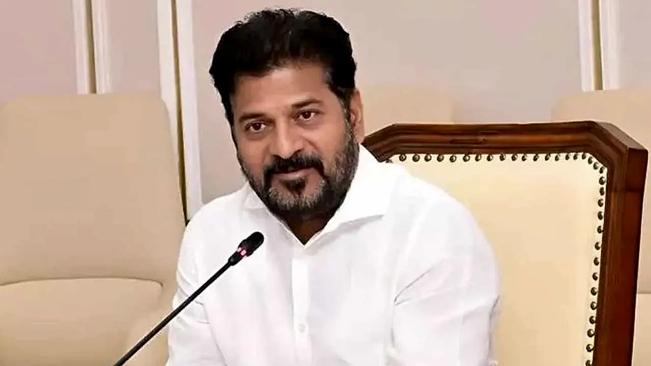 హైదరాబాద్ ట్రాఫిక్పై సీఎం రేవంత్ సమీక్ష