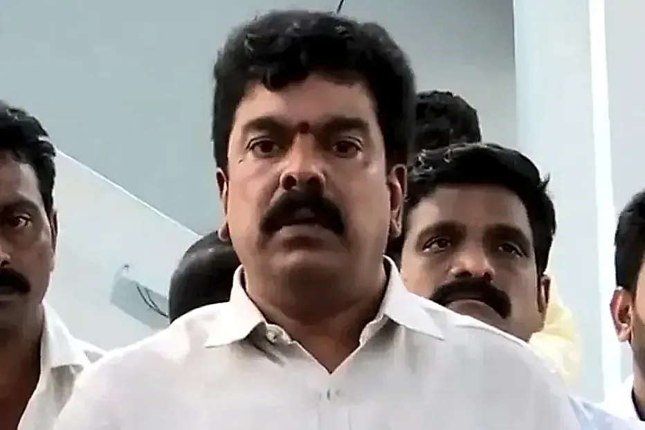 నేను ఎప్పుడూ పార్టీ లైన్‌ దాటలేదు: బొండా ఉమా
