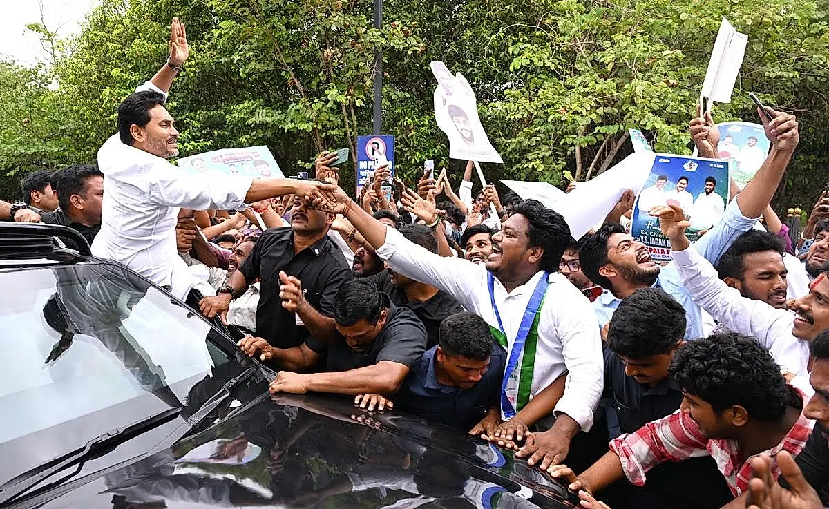 మాజీ మంత్రి సీదిరి అప్పలరాజుతో జగన్‌ ములాఖత్‌ నిరాకరణ