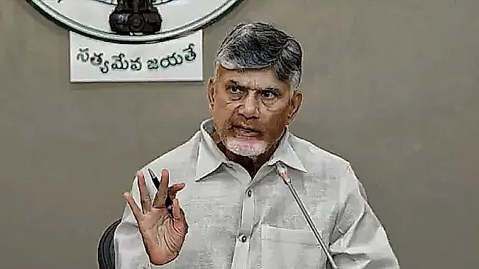 డేటా ఆధారిత పాలనకు ప్రాధాన్యం : సీఎం చంద్రబాబు