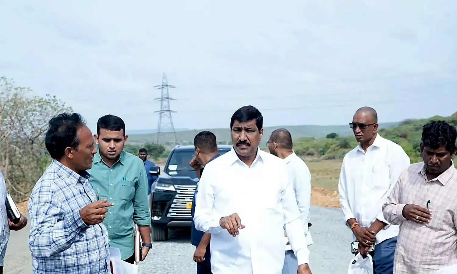 బనగానపల్లెలో మంత్రి బీసీ జనార్దన్ రెడ్డి సుడిగాలి పర్యటన