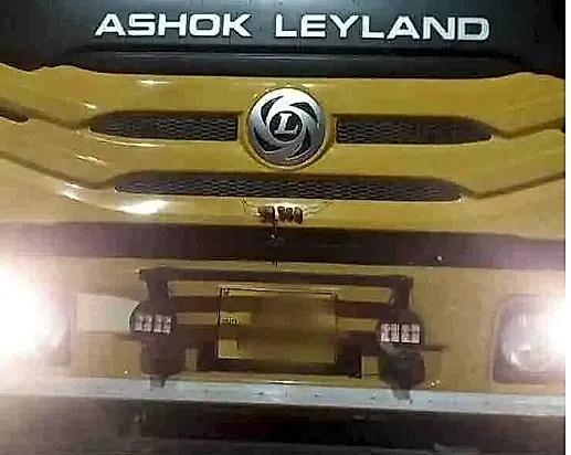 కర్నూలులో టిప్పర్ ఢీకొని యువకుడి మృతి