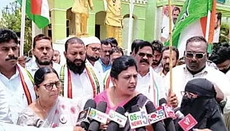కడపలో కాంగ్రెస్కు 30 సీట్లు ఖాయం: డీసీసీ అధ్యక్షురాలు విజయ జ్యోతి