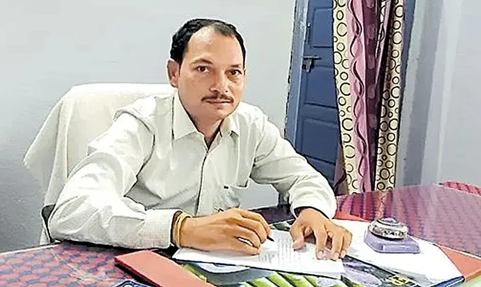 కడప డిప్యూటీ కలెక్టర్ మహేశ్వర్రెడ్డిపై కేసు నమోదు