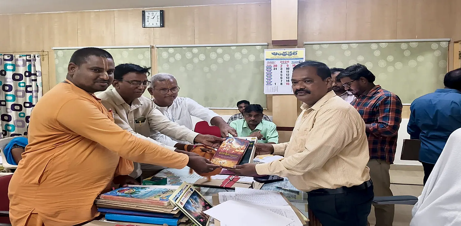 ప్లాస్టిక్ రహిత ప్రొద్దుటూరు లక్ష్యానికి ఇస్కాన్ మద్దతు