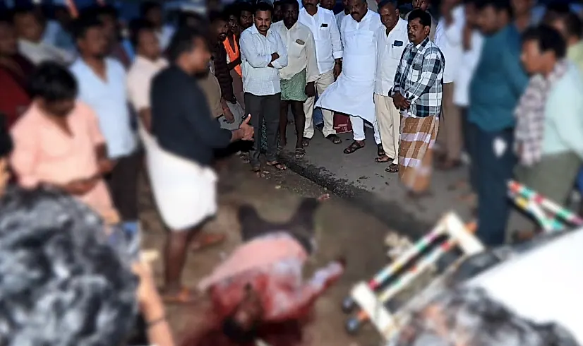 డోన్ సమీపంలో రోడ్డు ప్రమాదం: యువకుడి మృతి