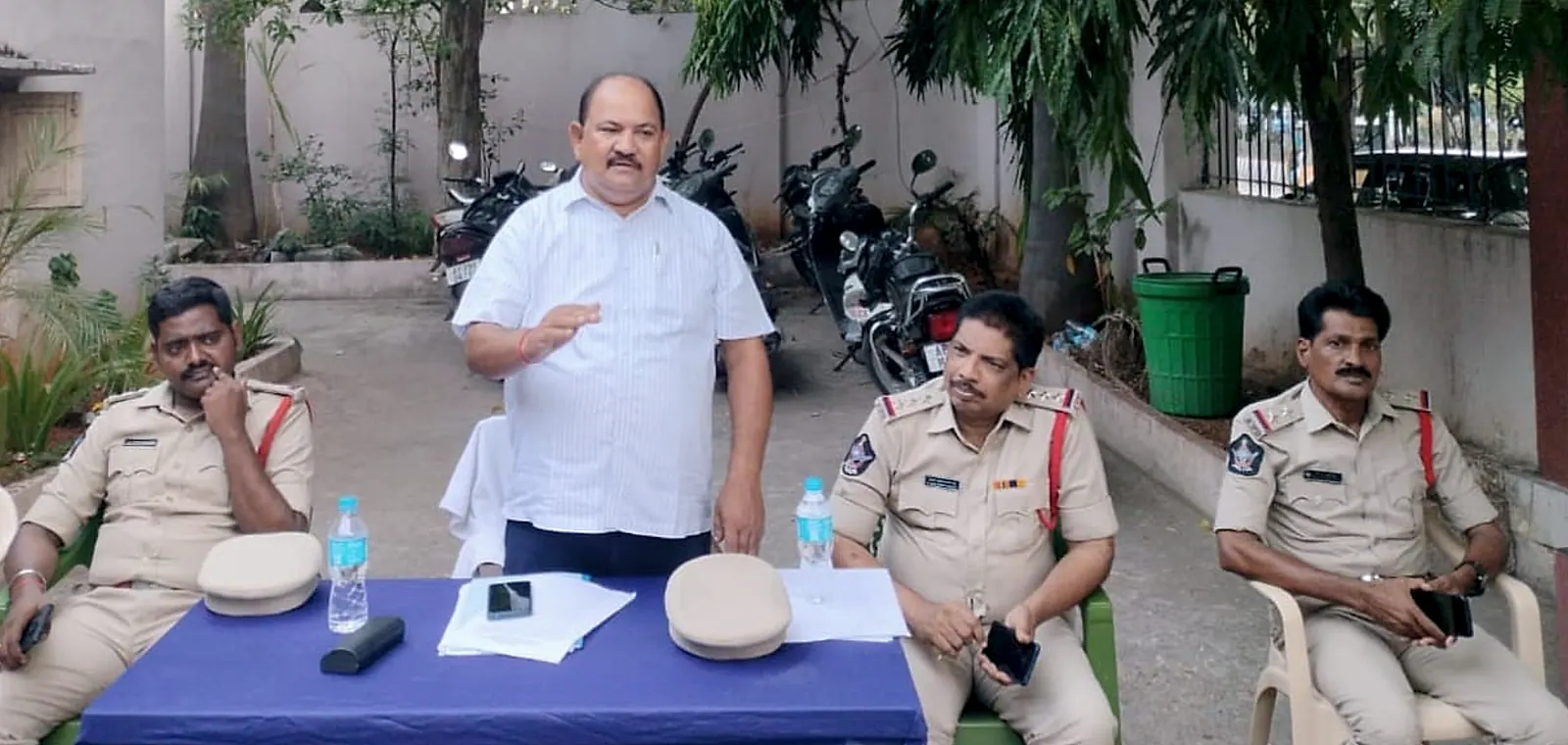 తిరుపతి జిల్లాలో జ్యువెలరీ, పాన్ బ్రోకర్ దుకాణాలకు భద్రతా ప్రమాణాలు తప్పనిసరి