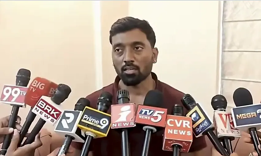 లవ్ మ్యారేజ్పై కుమారుడికి ప్రాణహాని ఉందంటూ MLA Prakash Goud తనయుడి ఆరోపణలు