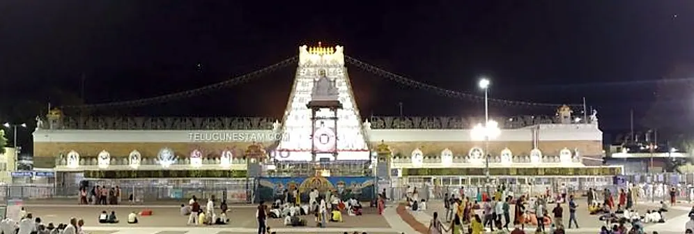 తిరుమలలో సర్వదర్శన టైమ్ స్లాట్ టోకెన్ల కోసం భారీ రద్దీ