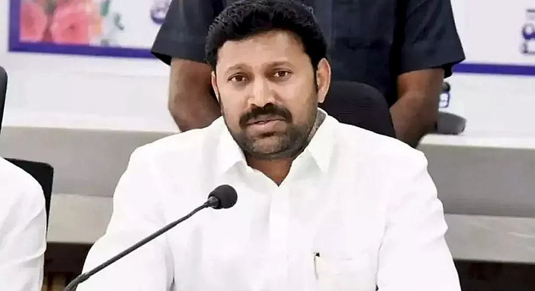 గుర్తింపు పొందిన జర్నలిస్టులకు రైల్వే ప్రయాణ రాయితీ పునరుద్ధరించాలి: ఎంపీ వైఎస్ అవినాష్ రెడ్డి డిమాండ్