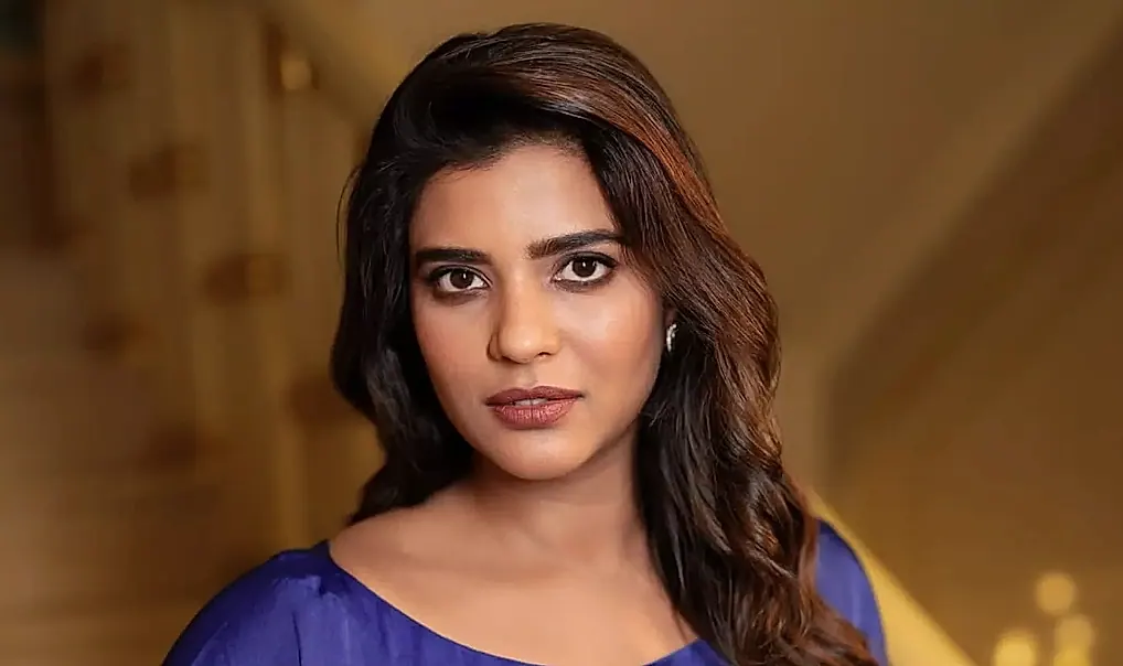 మాస్ మహారాజా – శ్రీవిష్ణు మల్టీస్టారర్లో ఐశ్వర్య రాజేశ్ స్థానంలో డింపుల్ హయాతి?