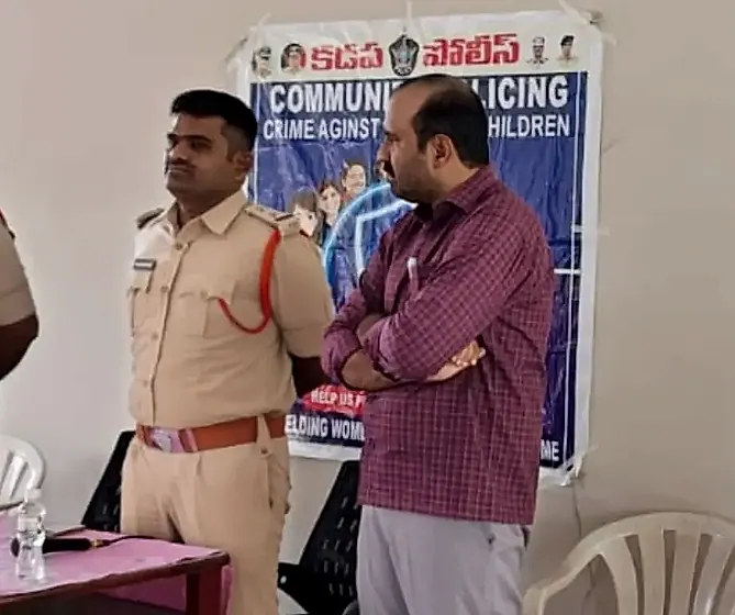 ప్రొద్దుటూరు డి ఎ డబ్ల్యూ కళాశాలలో మహిళా భద్రతపై అవగాహన కార్యక్రమం