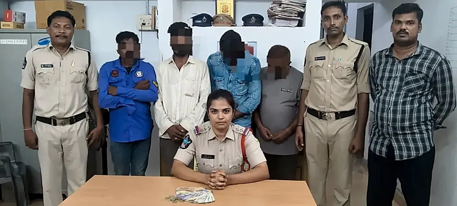 సిద్దవటం వంతాటి పల్లి గ్రామంలో జూదరులపై మెరుపు దాడులు