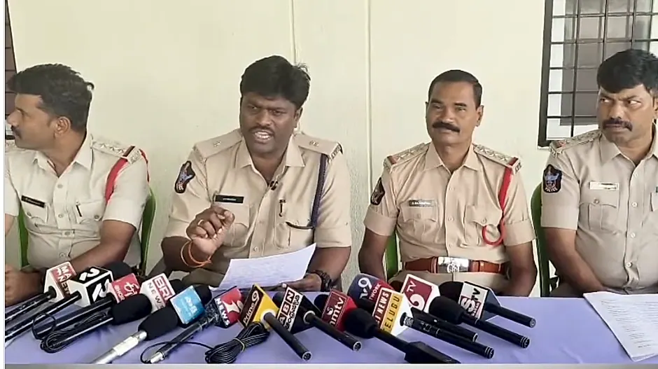 చట్టం ఇచ్చిన చివరి అవకాశం, ఉల్లంఘనకు కఠిన చర్యలు