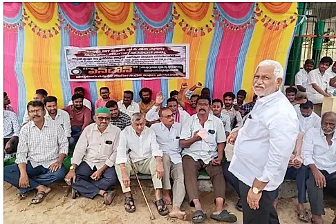 ప్రొద్దుటూరులో దస్తావేజు లేఖరుల నిరవధిక సమ్మె
