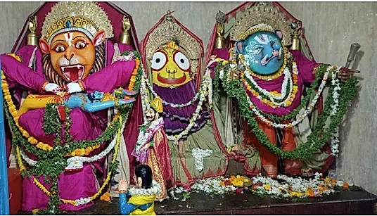 వరాహావతారంలో జగన్నాథుడు, నరసింహ రూపంలో బలరాముడు దర్శనం