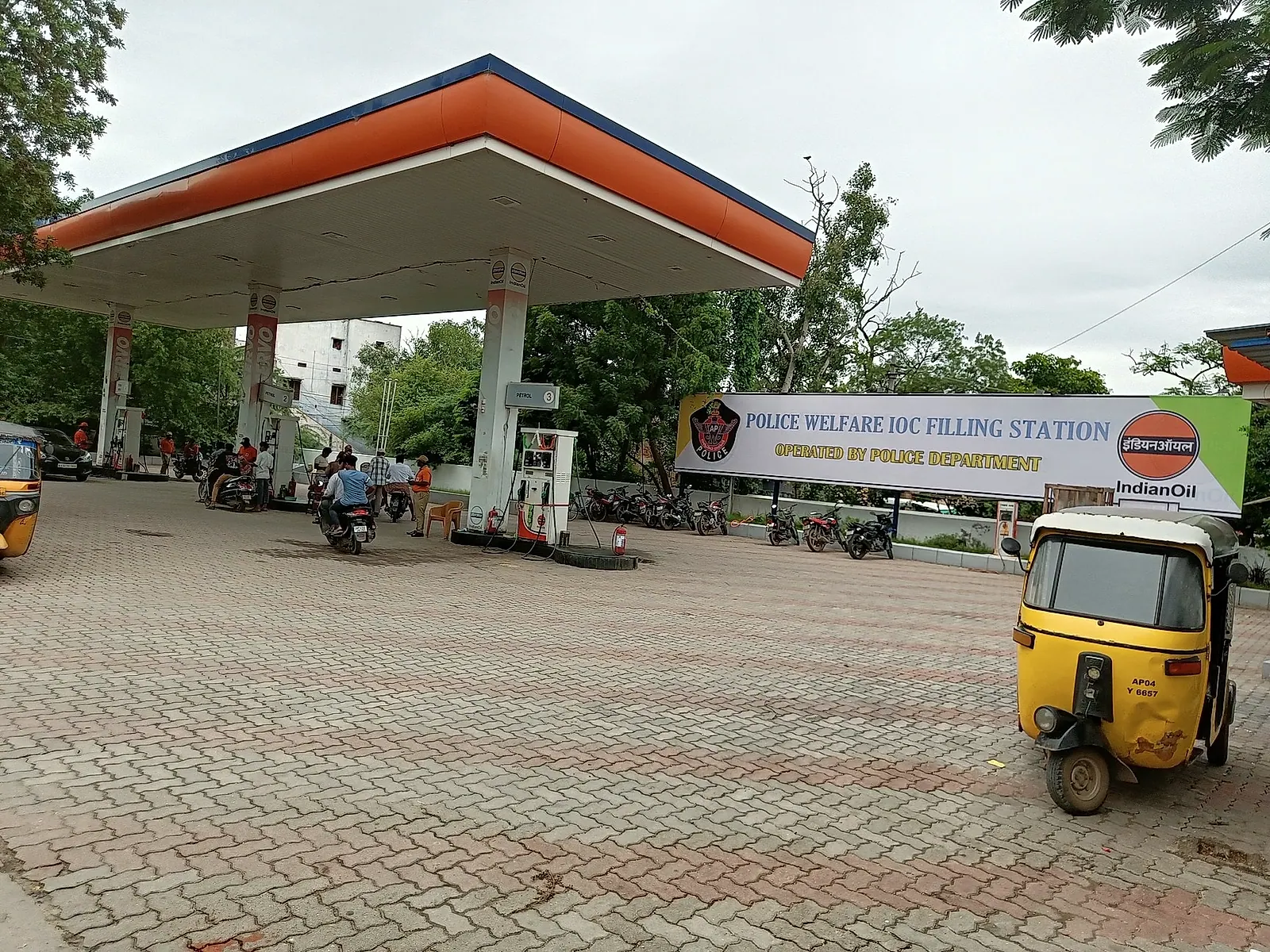 ప్రొద్దుటూరు మున్సిపల్‌ పెట్రోల్‌ బంక్‌ అవకతవకలు: విచారణల పేరుతో కాలయాపనపై విమర్శలు
