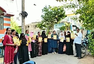 శ్రీనివాసనగర్‌లో టిడిపి ఇంటింటి ప్రచారం
