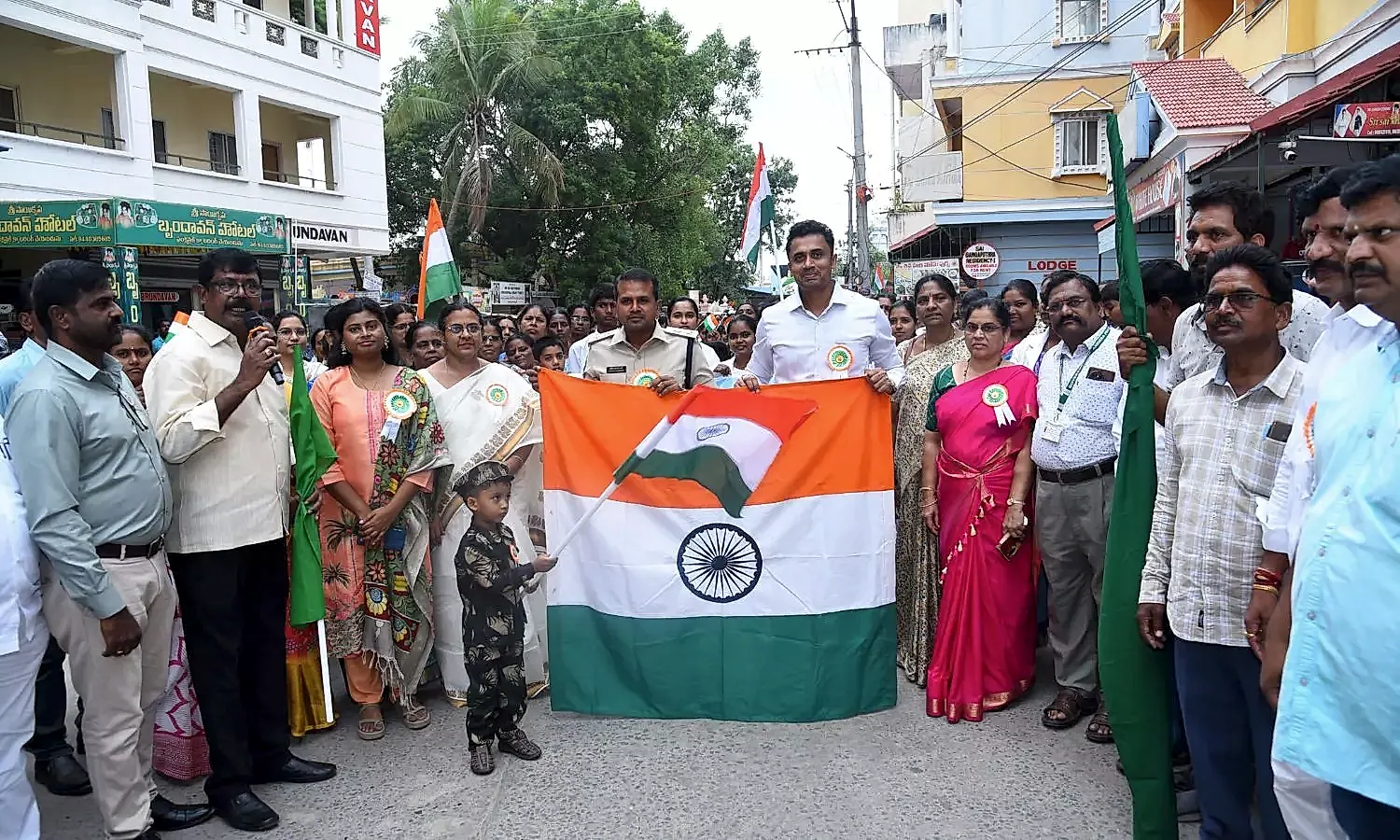 పుట్టపర్తిలో ఘనంగా “హర్ ఘర్ తిరంగా” ర్యాలీ