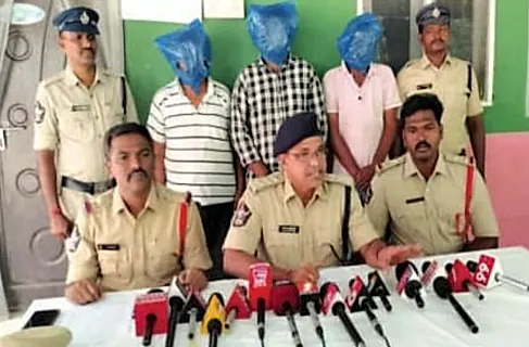 కడపలో నరబలి యత్నం భగ్నం: ముగ్గురు అరెస్ట్