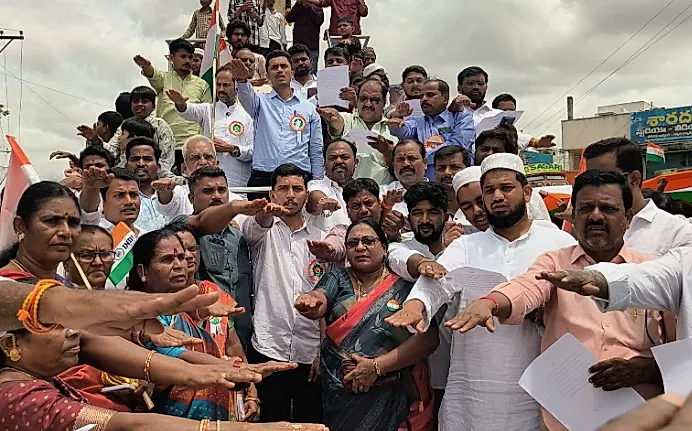 హర్ ఘర్ తిరంగా కార్యక్రమంతో కదిరిలో దేశభక్తి జోరు