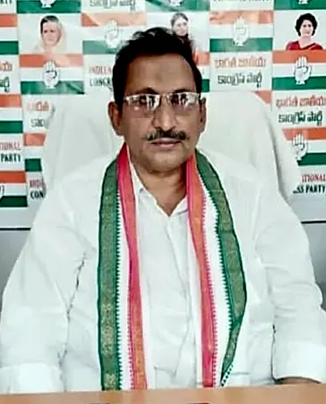 కుల, మత రాజకీయాలకు స్వస్తి పలకాలి: పఠాన్ మహమ్మద్ అలీఖాన్