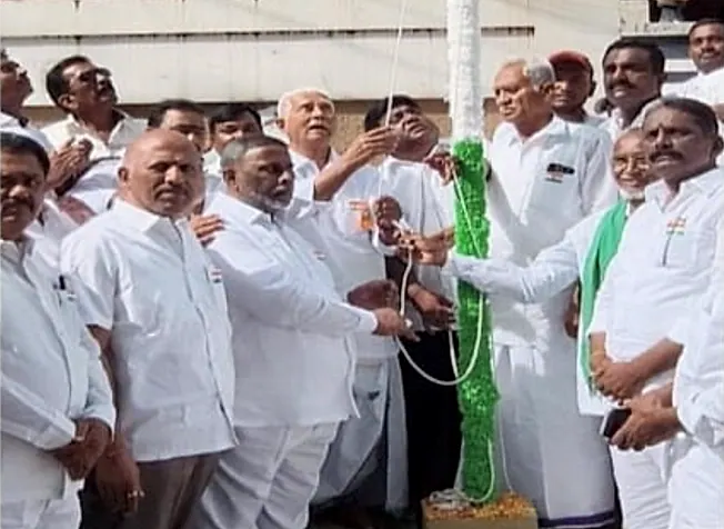 ప్రొద్దుటూరు టీడీపీ ఆఫీస్లో ఘనంగా స్వాతంత్ర్య దినోత్సవం