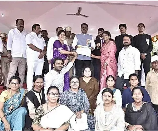 అనంత మదర్స్ మిల్క్ బ్యాంకుకు రాష్ట్ర స్థాయి ఉత్తమ అవార్డు