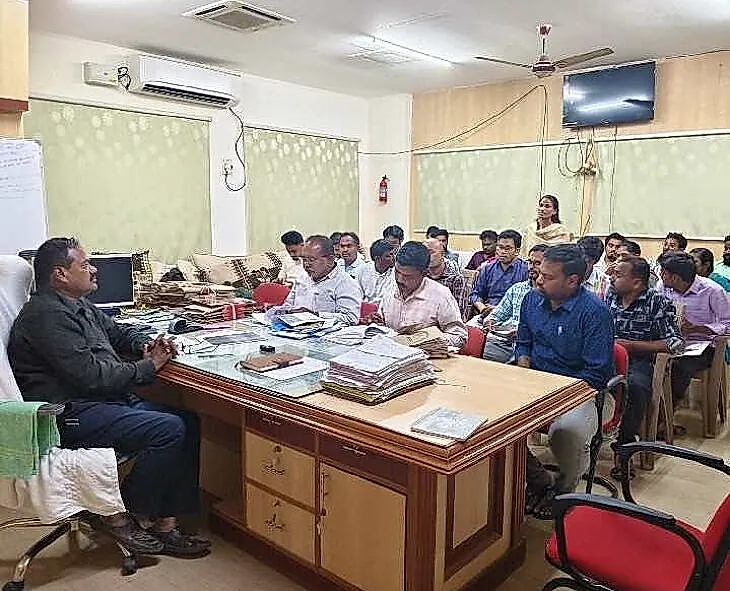 వర్క్ ఛార్ట్ అమలు తప్పనిసరి: ప్రొద్దుటూరు మున్సిపల్ కమిషనర్