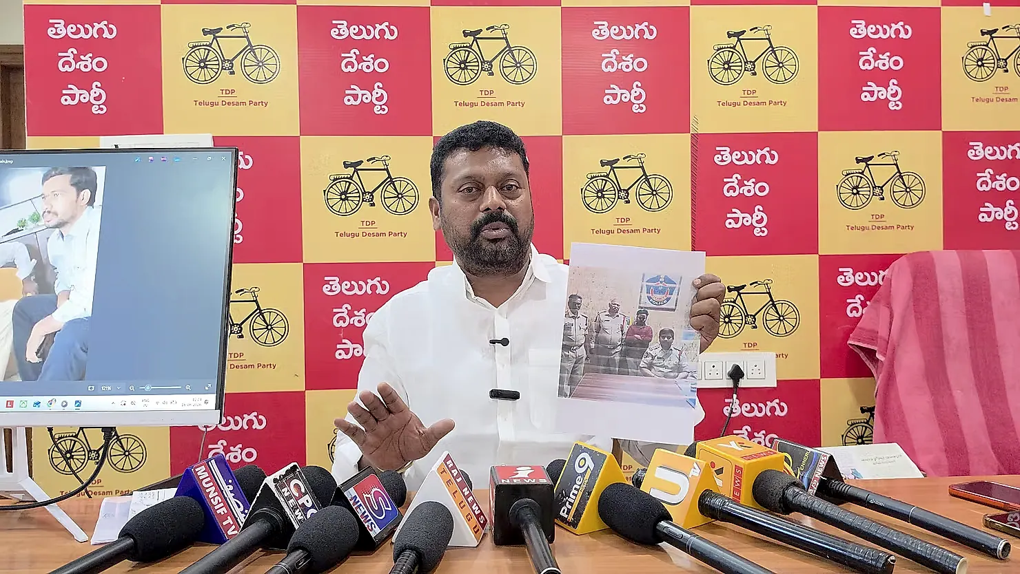 ప్రొద్దుటూరులో భూ దందాలు.. వైసీపీ నేతలపై నల్లబోతుల నాగరాజు ఆరోపణలు