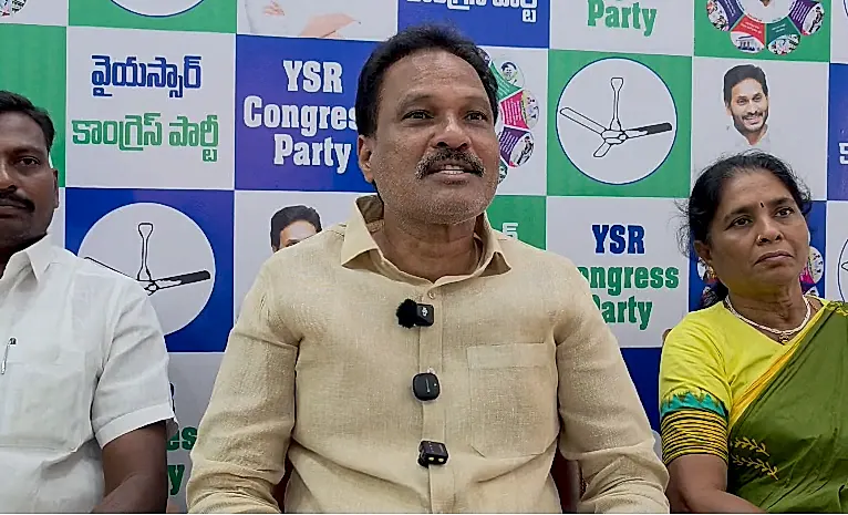 ప్రొద్దుటూరులో కోట్ల స్కామ్ ఆరోపణలపై రాజకీయ దుమారం