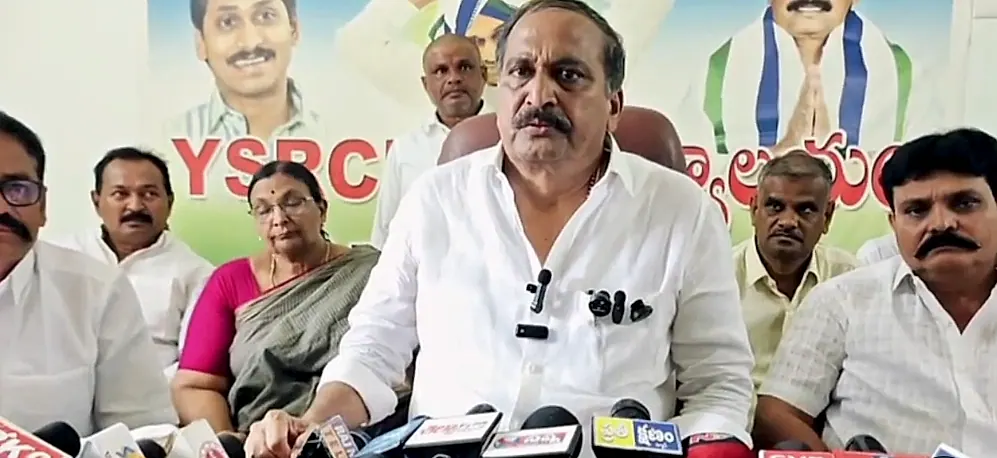 సాగునీటి సమస్యలపై ఎమ్మెల్యేను నిలదీయాలని పిలుపు