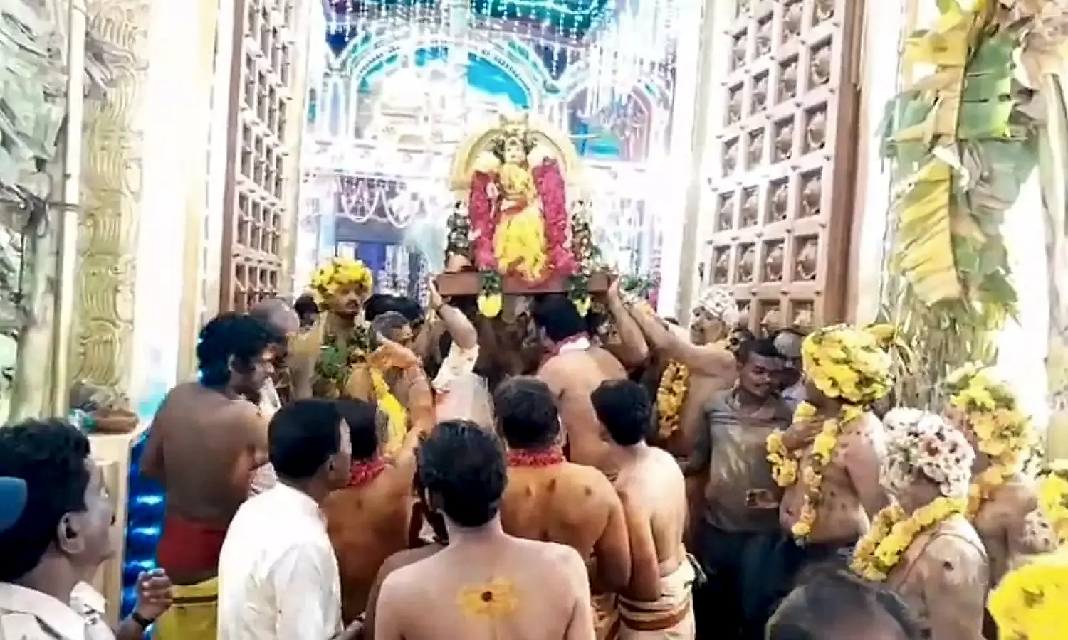 పుత్తూరులో వైభవంగా శ్రీ ద్రౌపదిదేవి అమ్మవారి బ్రహ్మోత్సవాలు