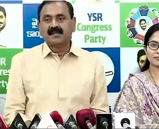 తిరుమలలో మద్యం, గుట్కా పట్టివేతపై అనుమానాలు వ్యక్తం చేసిన భూమన