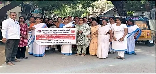 బాలికల రక్షణపై అవగాహన – లింగ నిర్ధారణ పరీక్షలకు వ్యతిరేకంగా ర్యాలీ