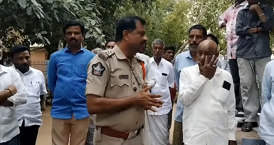 సైబర్ నేరాల నివారణపై అవగాహన కార్యక్రమం