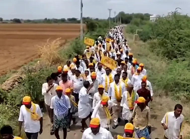 బద్వేల్లో ఇన్ఛార్జ్ను పక్కనబెట్టి మాజీ MLA వర్గం పవర్ షో