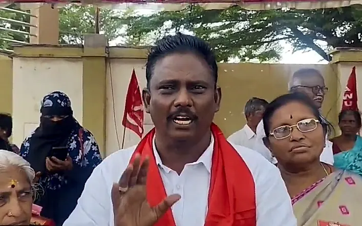 అమృతనగర్ పేదల కాలనీలో మౌలిక సదుపాయాల కోసం ఫిర్యాదు