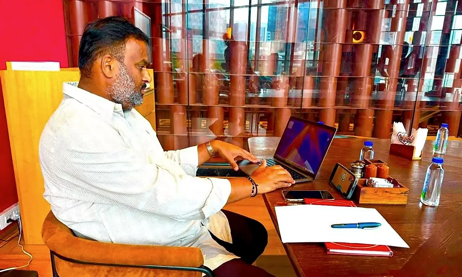 గోదావరి పుష్కరాల ఏర్పాట్లపై సీఎం సమీక్షలో పాల్గొన్న మంత్రి రాంప్రసాద్ రెడ్డి